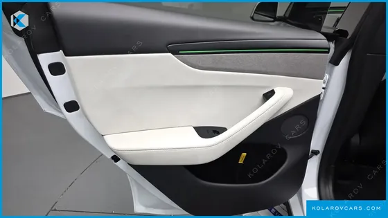 TESLA MODEL Y PREMIUM LONG RANGE AWD