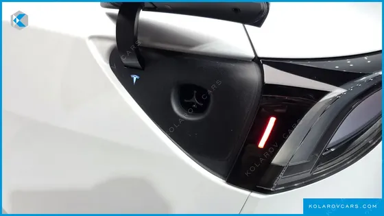 TESLA MODEL Y PREMIUM LONG RANGE AWD