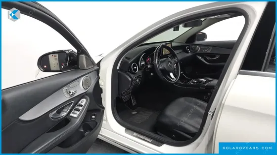 MERCEDES C-CLASS C220 D AVANTGARDE