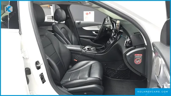 MERCEDES C-CLASS C220 D AVANTGARDE