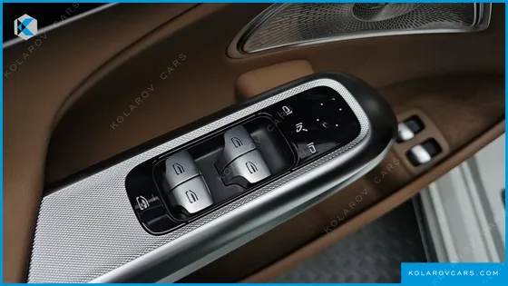 MERCEDES E-CLASS E350E 4MATIC
