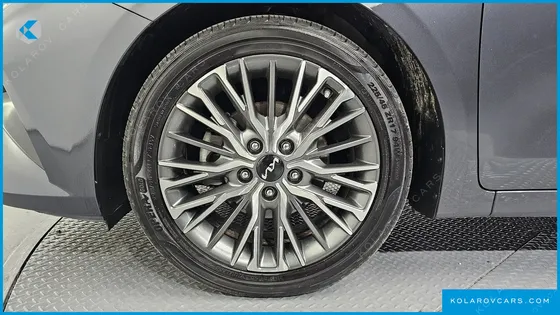 KIA K3 1.6
