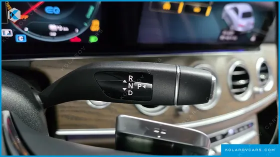 MERCEDES E-CLASS E300E 4MATIC EXCLUSIVE