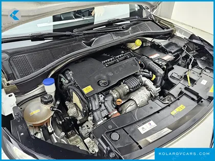 CITROËN C4 CACTUS 1.6 BLUEHDI SHINE