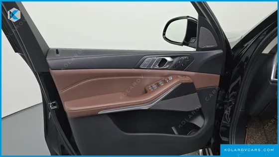 BMW X7 XDRIVE 40I DESIGN PURE EXCELLENCE 7-SEATER