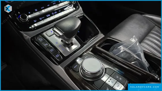 GENESIS EQ900 3.8 GDI AWD