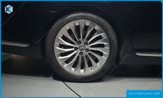 GENESIS EQ900 5.0 GDI AWD