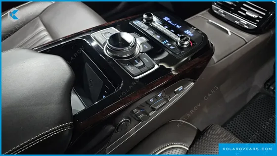 GENESIS EQ900 5.0 GDI AWD