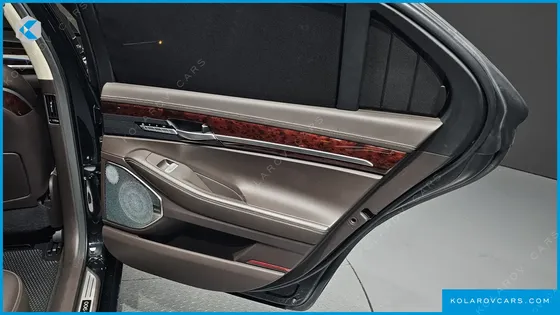 GENESIS EQ900 5.0 GDI AWD