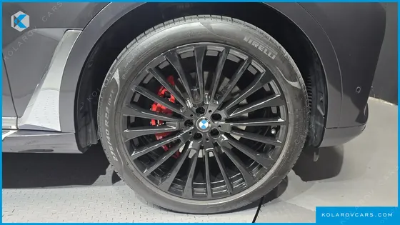 BMW X7 XDRIVE 40D DESIGN PURE EXCELLENCE 7-SEATER