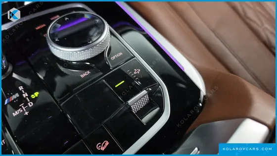 BMW X7 M50I 6STR