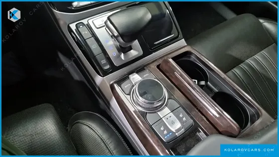 GENESIS EQ900 3.8 GDI AWD
