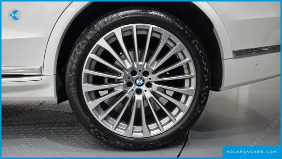 BMW X7 XDRIVE 40I DESIGN PURE EXCELLENCE 7-SEATER
