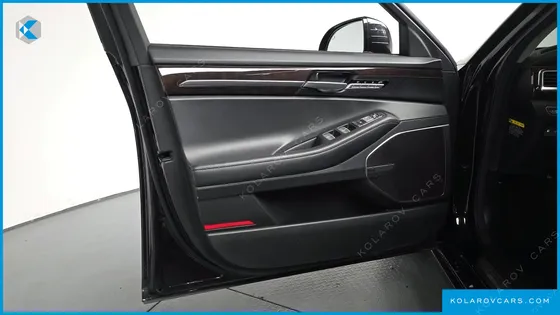 GENESIS EQ900 3.8 GDI AWD