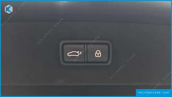 GENESIS EQ900 3.8 GDI AWD
