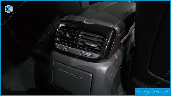 GENESIS EQ900 3.8 GDI AWD