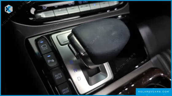 GENESIS EQ900 5.0 GDI AWD
