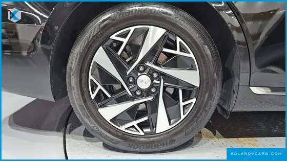 HYUNDAI GRANDEUR EXCLUSIVE