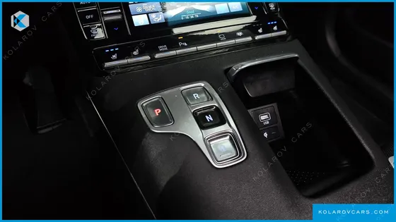 HYUNDAI GRANDEUR EXCLUSIVE