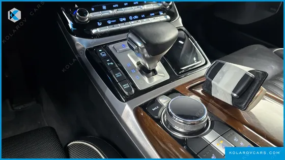 GENESIS EQ900 5.0 GDI AWD