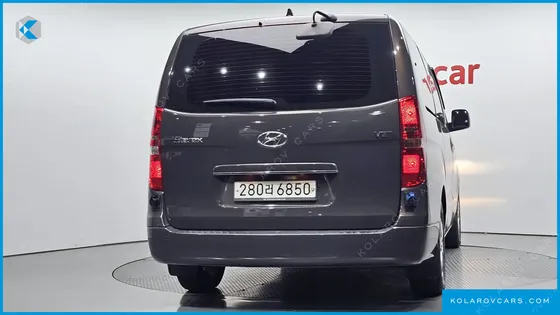 HYUNDAI STAREX URBAN 9-SEATER