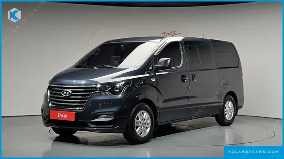 HYUNDAI STAREX VAN 5-SEATER
