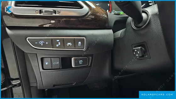 GENESIS EQ900 3.8 GDI AWD