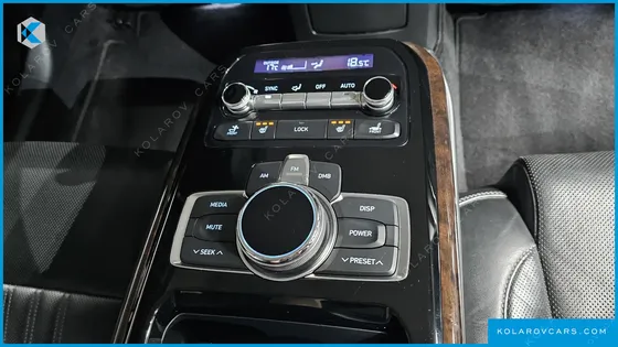 GENESIS EQ900 3.8 GDI AWD