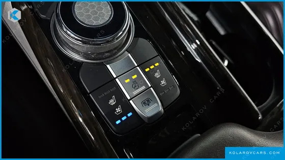 GENESIS EQ900 3.8 GDI AWD