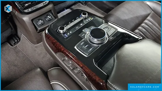GENESIS EQ900 3.8 GDI AWD