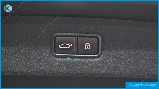 GENESIS EQ900 3.8 GDI AWD