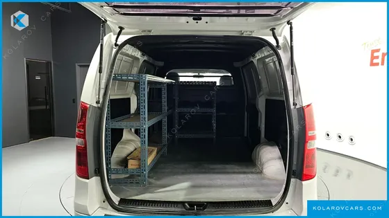 HYUNDAI STAREX VAN 3-SEATER