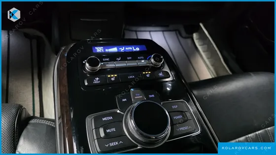 GENESIS EQ900 3.8 GDI AWD