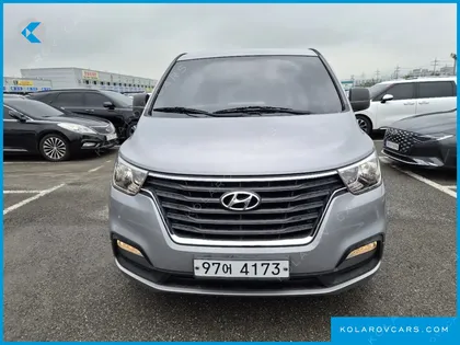 HYUNDAI STAREX VAN 5-SEATER