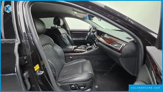 GENESIS EQ900 5.0 GDI AWD