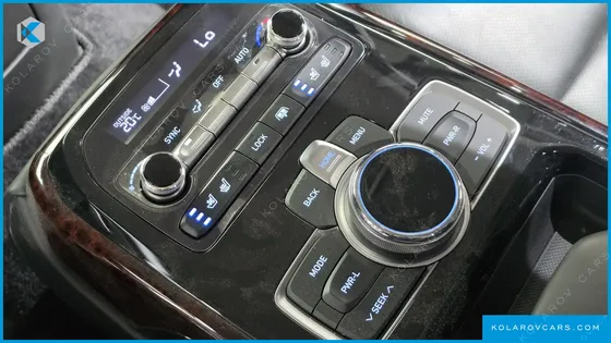 GENESIS EQ900 5.0 GDI AWD