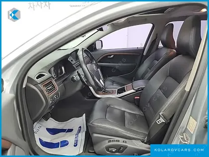 VOLVO XC70 D4