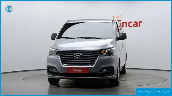 HYUNDAI STAREX VAN 3-SEATER