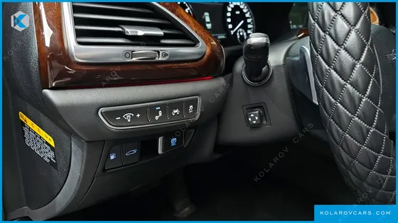 GENESIS EQ900 3.8 GDI AWD