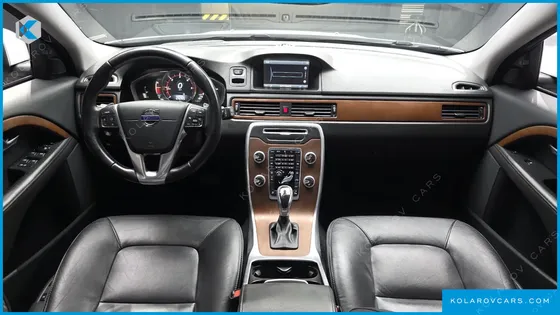 VOLVO XC70 D4