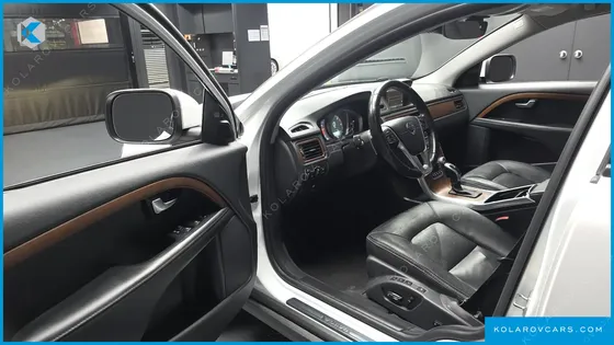 VOLVO XC70 D4