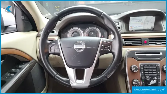 VOLVO XC70 D5