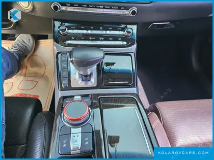 GENESIS EQ900 3.8 GDI AWD