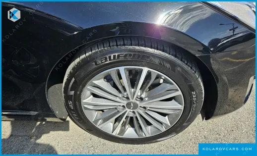 GENESIS EQ900 3.8 GDI AWD