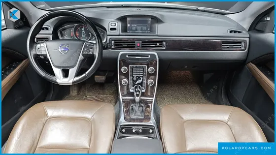 VOLVO XC70 D5