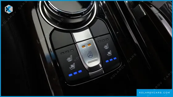 GENESIS EQ900 3.8 GDI AWD
