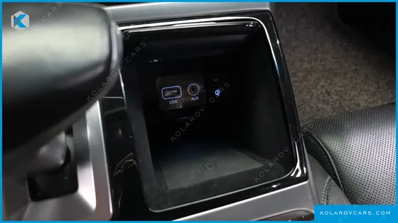 GENESIS EQ900 3.8 GDI AWD