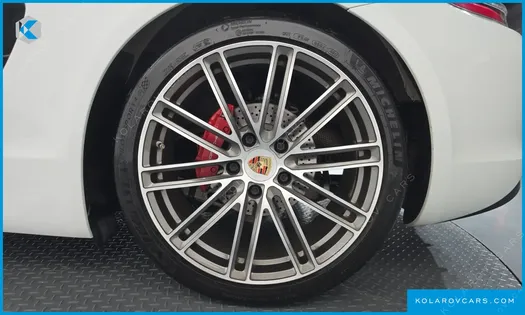 PORSCHE BOXSTER 3.4 GTS
