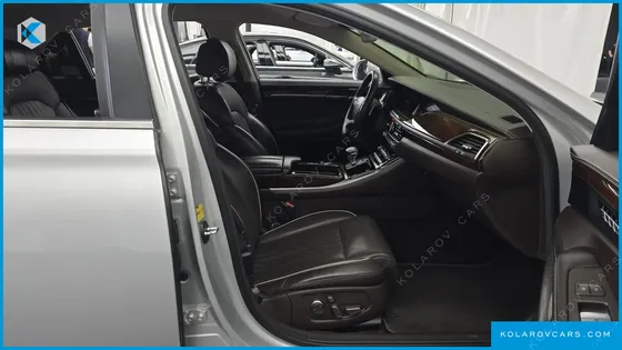 GENESIS EQ900 5.0 GDI AWD