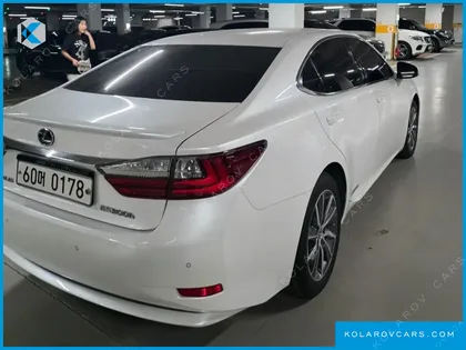 LEXUS ES SUPREME